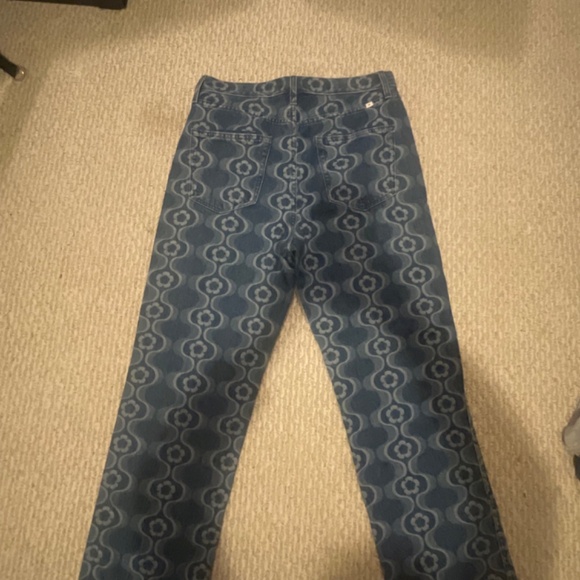 Aritzia Sunday Best Jeans - Picture 2 of 3